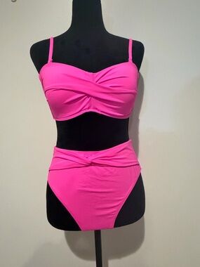 NWOT- Tempt me- bikini